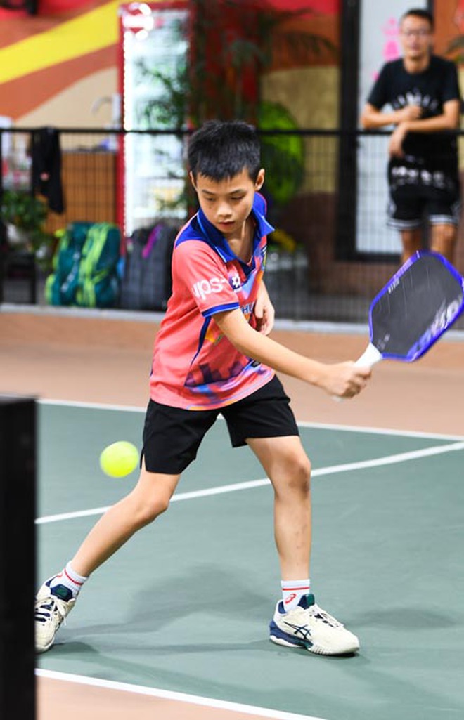 Gặp sao nhí Pickleball 10 tuổi vô địch giải U12, đánh ngang ngửa với người lớn trình 3.0- Ảnh 8.