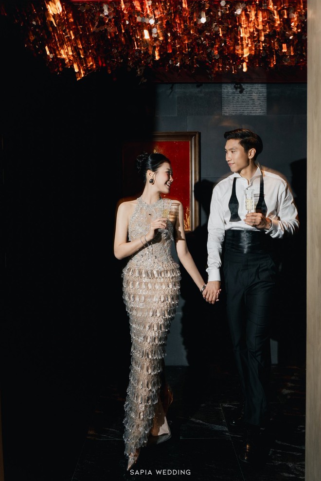Ngắm trọn bộ ảnh cưới "trăm năm xem lại vẫn còn thấy sang" của Đoàn Văn Hậu - Doãn Hải My- Ảnh 7. Ngắm trọn bộ ảnh cưới "trăm năm xem lại vẫn còn thấy sang" của Đoàn Văn Hậu - Doãn Hải My- Ảnh 7.