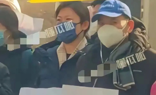 Hàng chục người kéo đến phim trường đòi tiền "mỹ nhân phim giờ vàng" có chồng đại gia bị bắt- Ảnh 2.