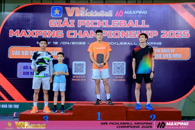 Gặp sao nhí Pickleball 10 tuổi vô địch giải U12, đánh ngang ngửa với người lớn trình 3.0- Ảnh 2.
