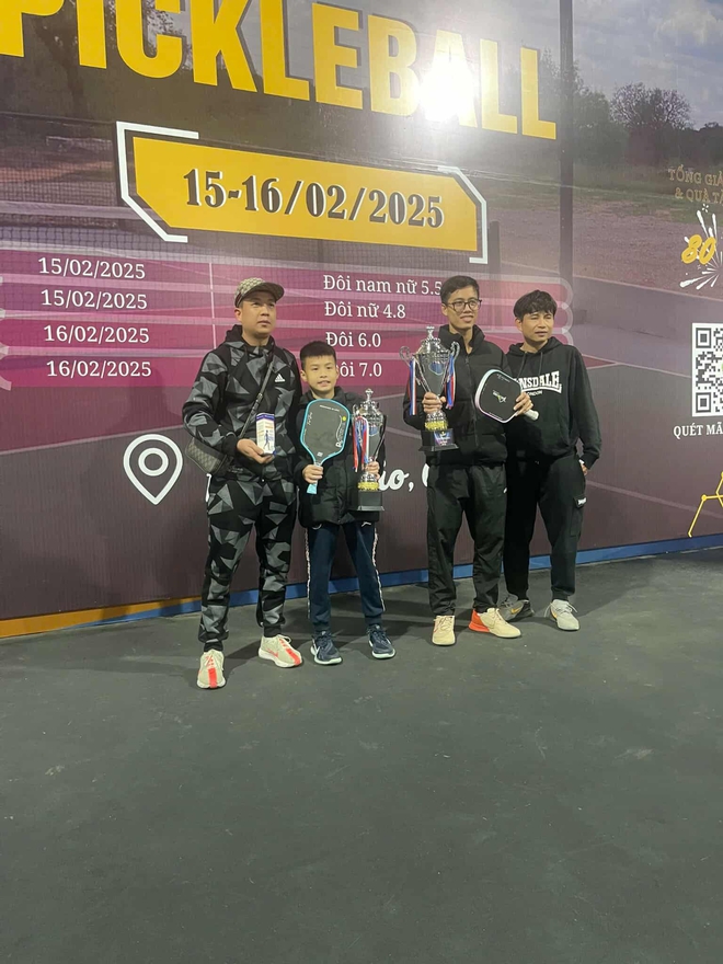 Gặp sao nhí Pickleball 10 tuổi vô địch giải U12, đánh ngang ngửa với người lớn trình 3.0- Ảnh 1.