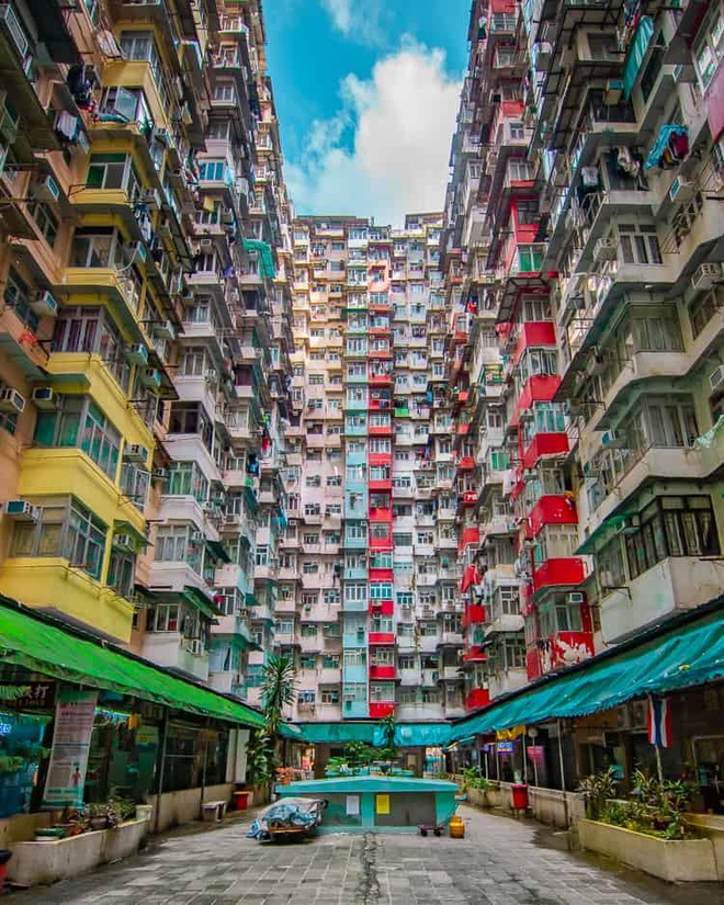Cận cảnh khu chung cư "khó thở" nhất thế giới, bạn yếu tim thì đừng xem- Ảnh 5.