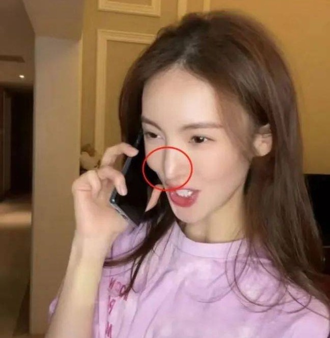 5 mỹ nhân showbiz này "ăn giấy sống qua ngày" sao?- Ảnh 24. 5 mỹ nhân showbiz này "ăn giấy sống qua ngày" sao?- Ảnh 24.