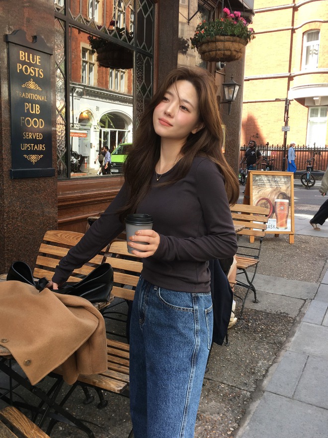 Áo dài tay có vô vàn nhưng phải sắm đúng 4 kiểu này mới là người sành điệu- Ảnh 12.