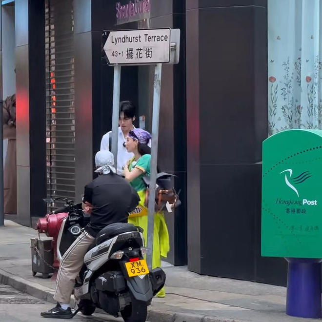 Trương Bá Chi đang hẹn hò trai trẻ 2K4?- Ảnh 1. Trương Bá Chi đang hẹn hò trai trẻ 2K4?- Ảnh 1.