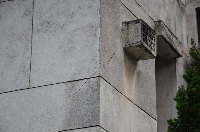 CLIP: "Nhà ma" số 300 Kim Mã, Hà Nội đã có người vào ở?- Ảnh 8. CLIP: "Nhà ma" số 300 Kim Mã, Hà Nội đã có người vào ở?- Ảnh 8.