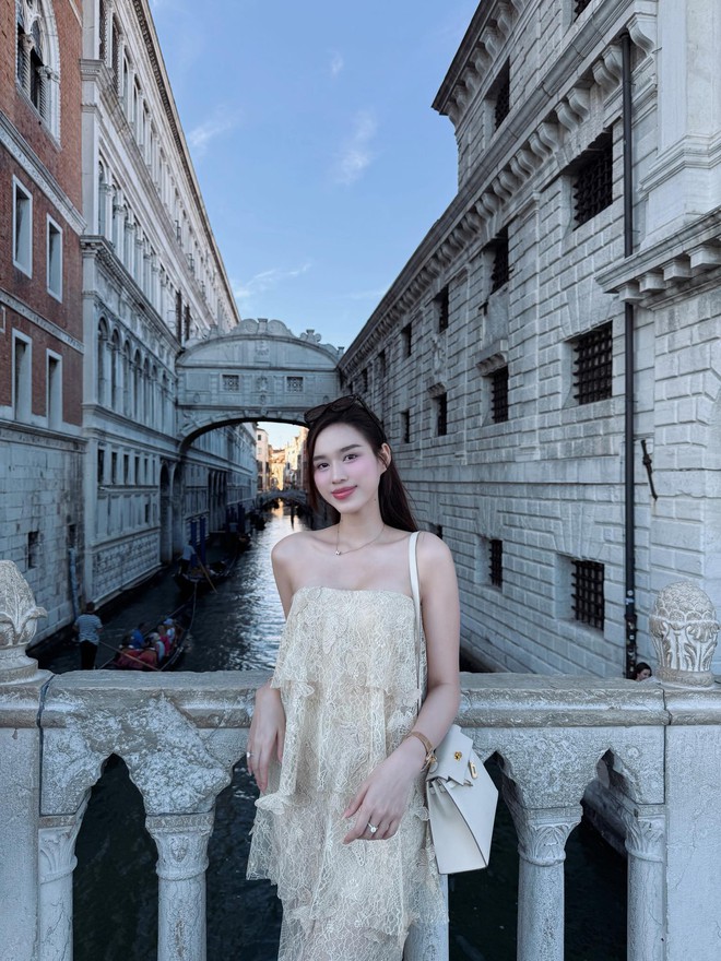 Lấy doanh nhân Viết Vương, Hoa hậu Đỗ Hà được 1 điều khiến bao cô vợ ao ước!- Ảnh 5. Lấy doanh nhân Viết Vương, Hoa hậu Đỗ Hà được 1 điều khiến bao cô vợ ao ước!- Ảnh 5.