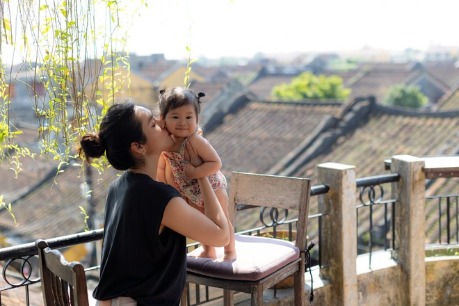 Á hậu Hoàng My: Điều khiến người phụ nữ trở nên trọn vẹn nhất chính là sự hiện diện của một đứa trẻ- Ảnh 3. Á hậu Hoàng My: Điều khiến người phụ nữ trở nên trọn vẹn nhất chính là sự hiện diện của một đứa trẻ- Ảnh 3.