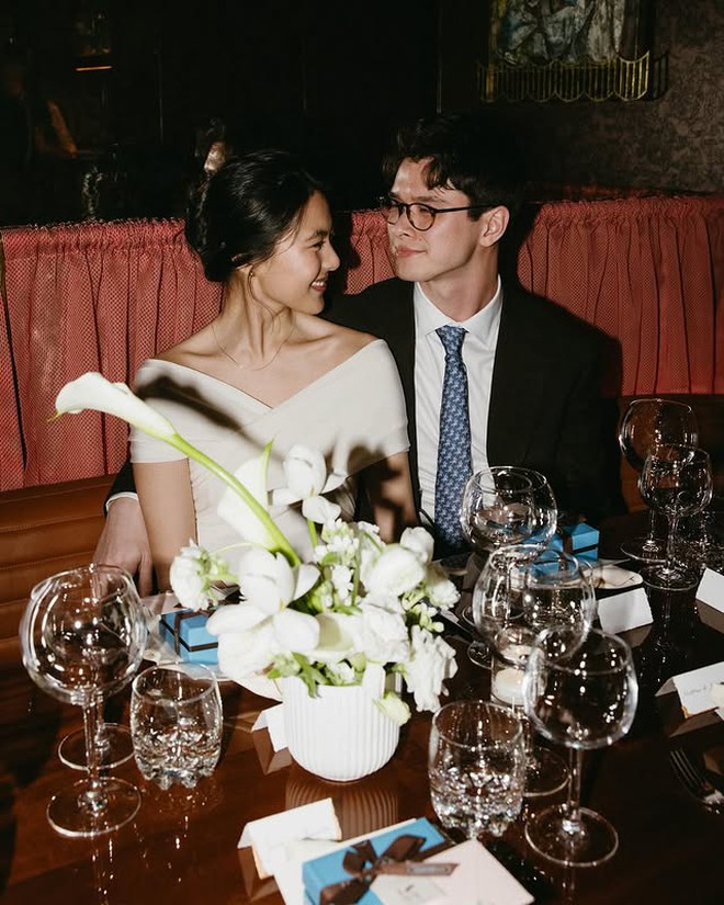 Cô gái châu Á cưới hậu duệ gia tộc Givenchy: Nhan sắc như bản tình ca, style sang đến mức Google cũng bối rối- Ảnh 2. Cô gái châu Á cưới hậu duệ gia tộc Givenchy: Nhan sắc như bản tình ca, style sang đến mức Google cũng bối rối- Ảnh 2.