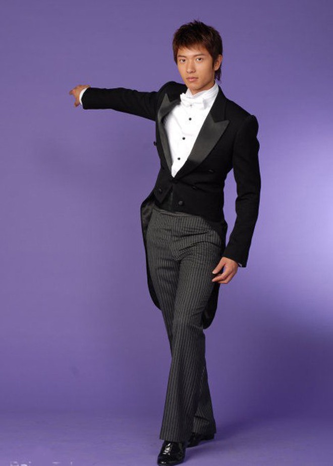 "Nam vương tiêu tiền như rác" giờ thê thảm đến nỗi phải đi phụ hồ, bê gạch xách vữa mưu sinh- Ảnh 5.