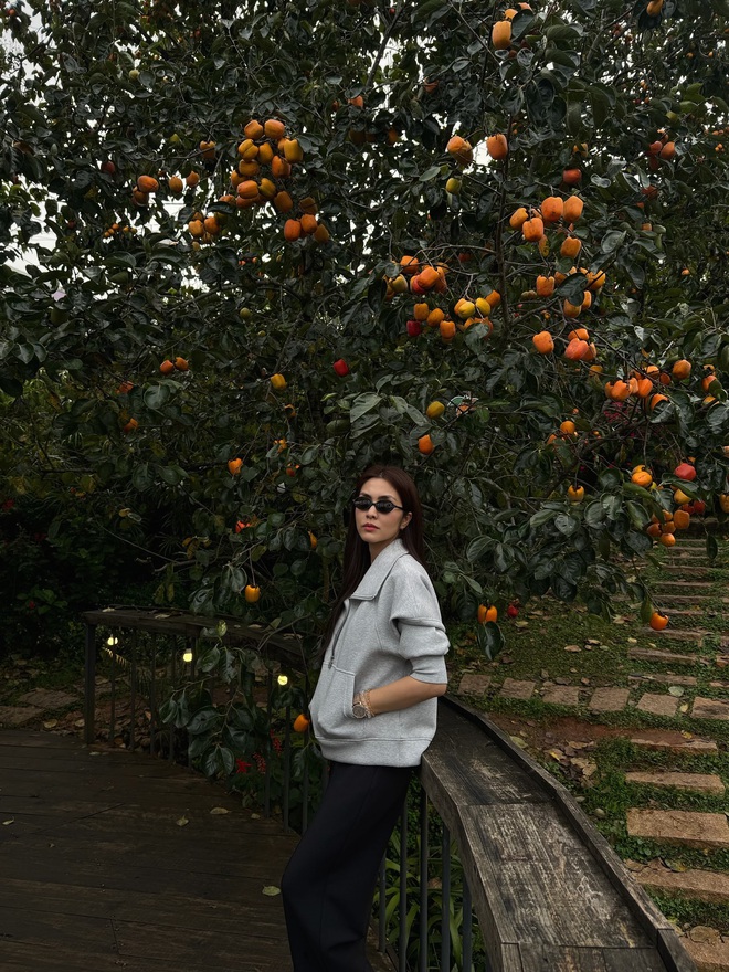 Phong cách thời trang mỗi người một vẻ của 4 nàng dâu hào môn nổi tiếng nhất- Ảnh 12. Phong cách thời trang mỗi người một vẻ của 4 nàng dâu hào môn nổi tiếng nhất- Ảnh 12.