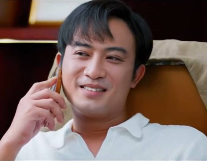 Quá nhiều người thấy cấn với hàm răng vàng của Doãn Quốc Đam- Ảnh 8. Quá nhiều người thấy cấn với hàm răng vàng của Doãn Quốc Đam- Ảnh 8.