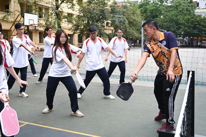 Không đâu sướng bằng ở NEU: Pickleball trở thành môn học thể chất, sinh viên tranh nhau đăng ký- Ảnh 6. Không đâu sướng bằng ở NEU: Pickleball trở thành môn học thể chất, sinh viên tranh nhau đăng ký- Ảnh 6.