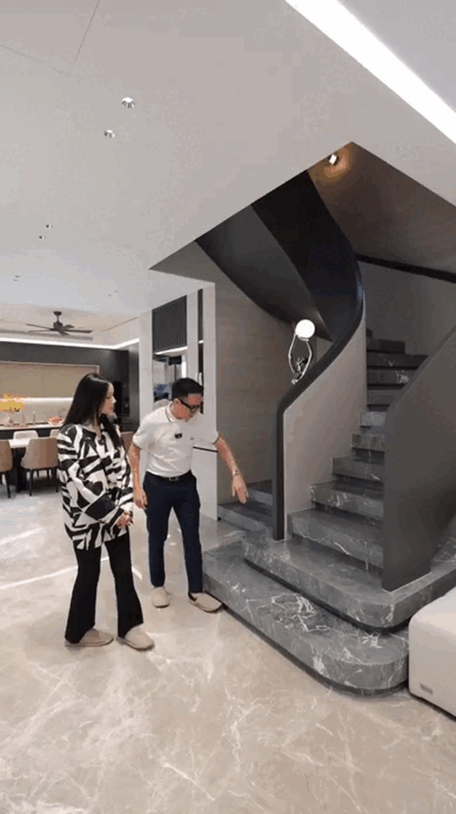 Biệt thự của Đoàn Văn Hậu - Doãn Hải My bị chê - Ảnh 3. Biệt thự của Đoàn Văn Hậu - Doãn Hải My bị chê - Ảnh 3.