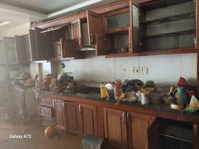 Nhà 1 Hoa hậu Việt tan hoang sau lũ quét, xem cận khung cảnh mới kinh hoàng- Ảnh 5.