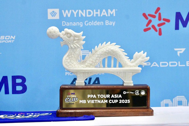 Chiêm ngưỡng cúp Rồng vô địch của PPA Tour Asia Vietnam Cup 2025: Độc đáo, nhìn là nhớ ngay đến Đà Nẵng- Ảnh 4.