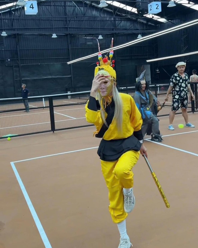 Phương Ly chơi Halloween sớm nhất Vbiz: Cosplay kiểu này xem xong chỉ sợ trúng tiếng yêu- Ảnh 7. Phương Ly chơi Halloween sớm nhất Vbiz: Cosplay kiểu này xem xong chỉ sợ trúng tiếng yêu- Ảnh 7.