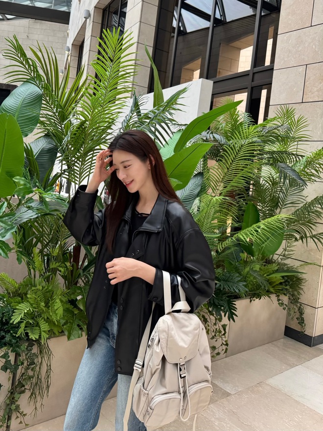 5 món thời trang mùa đông giúp chị em xây dựng thành công phong cách tối giản- Ảnh 1. 5 món thời trang mùa đông giúp chị em xây dựng thành công phong cách tối giản- Ảnh 1.