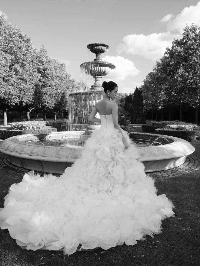 Rể tỷ phú Johnathan Hạnh Nguyễn lộ chuyện "sủng vợ"- Ảnh 5. Rể tỷ phú Johnathan Hạnh Nguyễn lộ chuyện "sủng vợ"- Ảnh 5.