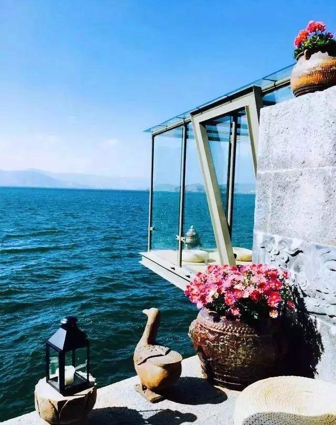 Nữ nghệ sĩ 30 năm không ăn cơm sở hữu biệt thự "cung trăng - mặt trời" đẹp nhất thế gian- Ảnh 13. Nữ nghệ sĩ 30 năm không ăn cơm sở hữu biệt thự "cung trăng - mặt trời" đẹp nhất thế gian- Ảnh 13.