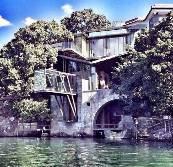 Nữ nghệ sĩ 30 năm không ăn cơm sở hữu biệt thự "cung trăng - mặt trời" đẹp nhất thế gian- Ảnh 6. Nữ nghệ sĩ 30 năm không ăn cơm sở hữu biệt thự "cung trăng - mặt trời" đẹp nhất thế gian- Ảnh 6.