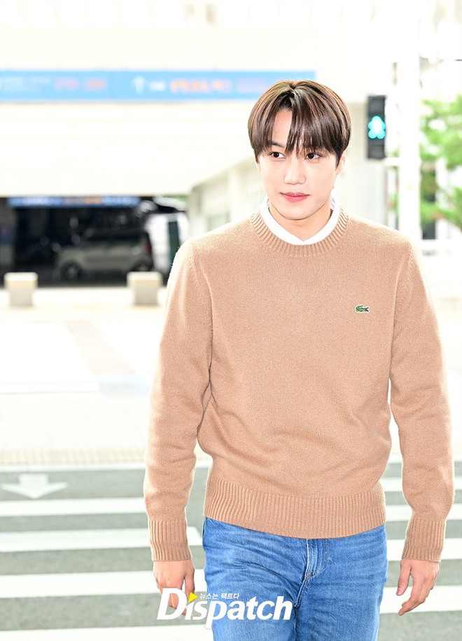 Bùng binh tình ái Jennie (BLACKPINK) - Kai (EXO) - V (BTS) đụng mặt, tạo nên cuộc hội ngộ lịch sử- Ảnh 18.