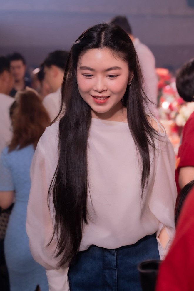Con gái Phó chủ tịch Hội điện ảnh Việt Nam xuất hiện gây chú ý- Ảnh 4.