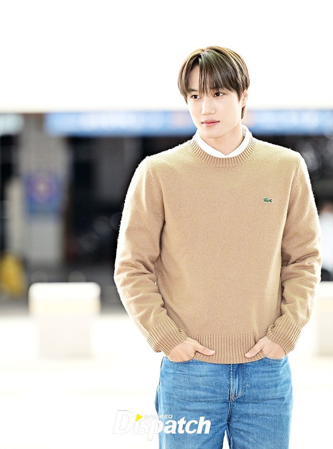 Bùng binh tình ái Jennie (BLACKPINK) - Kai (EXO) - V (BTS) đụng mặt, tạo nên cuộc hội ngộ lịch sử- Ảnh 16.