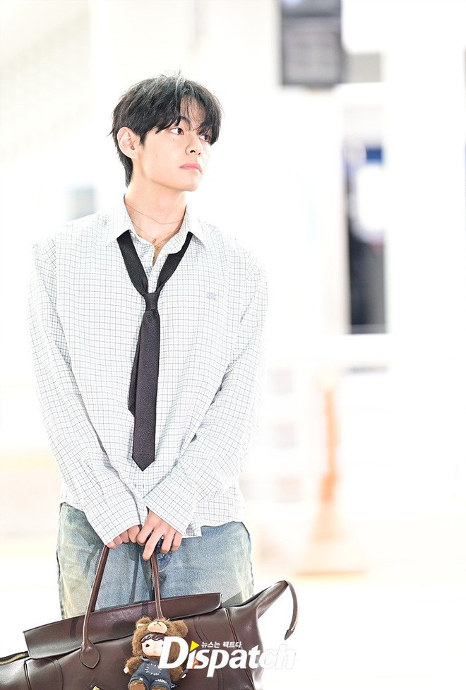 Bùng binh tình ái Jennie (BLACKPINK) - Kai (EXO) - V (BTS) đụng mặt, tạo nên cuộc hội ngộ lịch sử- Ảnh 12.