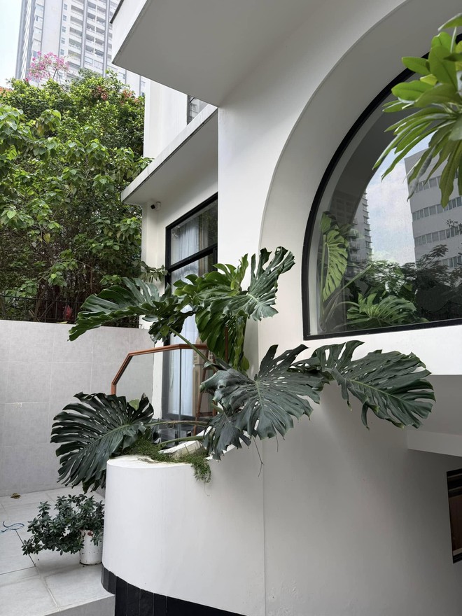 Bà chủ khu du lịch sinh thái trang trí biệt thự rộng 1.000m2 đón Trung thu: Giàu có nhiều, nhưng kiểu này "đáng sợ"- Ảnh 10.