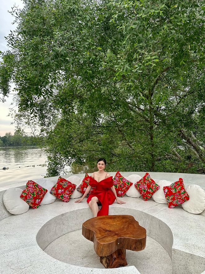 Bà chủ khu du lịch sinh thái trang trí biệt thự rộng 1.000m2 đón Trung thu: Giàu có nhiều, nhưng kiểu này "đáng sợ"- Ảnh 7.