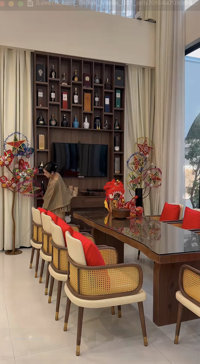 Bà chủ khu du lịch sinh thái trang trí biệt thự rộng 1.000m2 đón Trung thu: Giàu có nhiều, nhưng kiểu này "đáng sợ"- Ảnh 3.