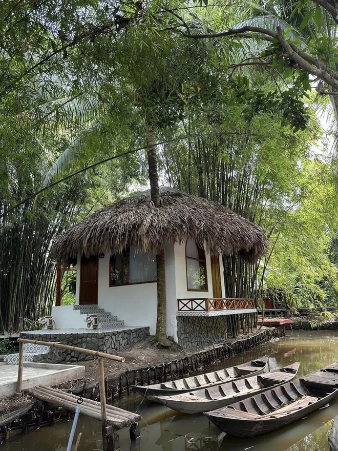 Bà chủ khu du lịch sinh thái trang trí biệt thự rộng 1.000m2 đón Trung thu: Giàu có nhiều, nhưng kiểu này "đáng sợ"- Ảnh 8.