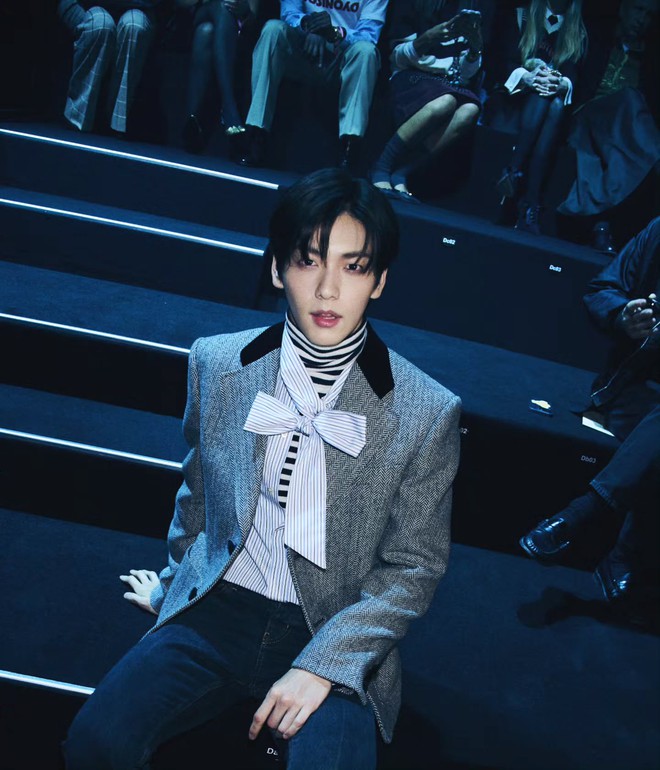 SOOBIN gây náo loạn show Valentino tại Paris Fashion Week?- Ảnh 7.