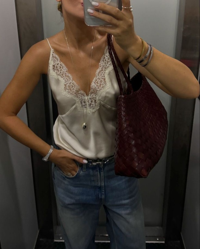 Hot trend được Rosé và Jennie lăng xê rất “nguy hiểm”- Ảnh 46.