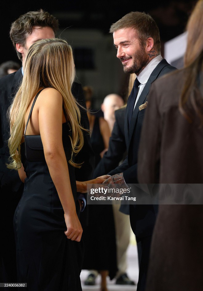 Tiểu thư Harper Beckham chiếm trọn spotlight ở buổi ra mắt phim của mẹ - Victoria, "hung thần" Getty cũng không thể dìm nhan sắc- Ảnh 7.