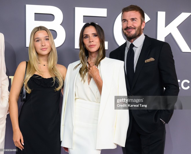 Tiểu thư Harper Beckham chiếm trọn spotlight ở buổi ra mắt phim của mẹ - Victoria, "hung thần" Getty cũng không thể dìm nhan sắc- Ảnh 3.
