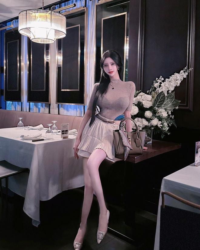 Hot loạt ảnh gái xinh với màn chỉnh hình "vượt giới hạn" khiến người xem phải giật mình- Ảnh 9.
