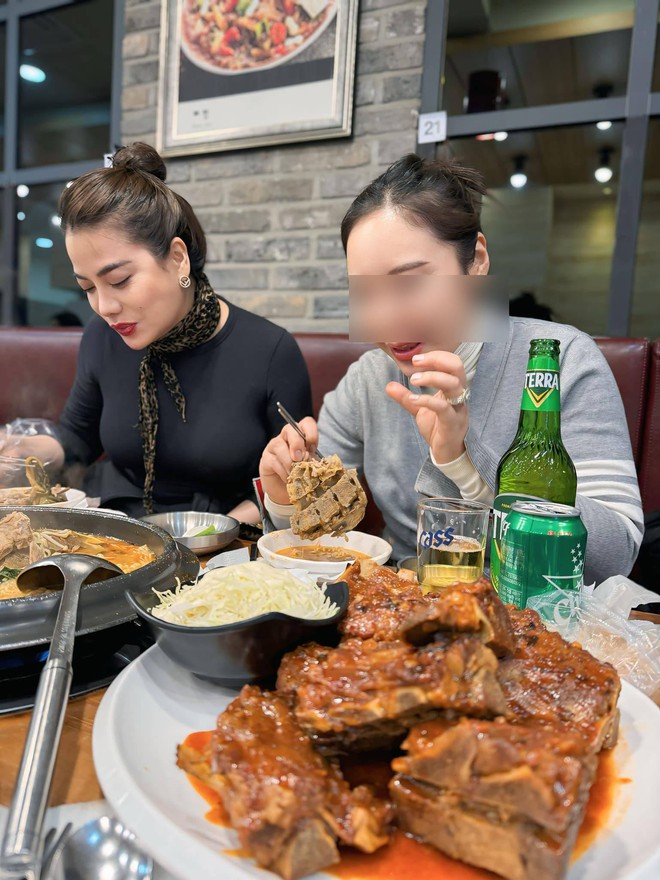 Bữa ăn giàu sang của Trương Ngọc Ánh- Ảnh 1. Bữa ăn giàu sang của Trương Ngọc Ánh- Ảnh 1.