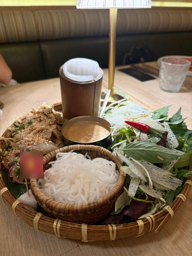 Bữa ăn giàu sang của Trương Ngọc Ánh- Ảnh 12. Bữa ăn giàu sang của Trương Ngọc Ánh- Ảnh 12.