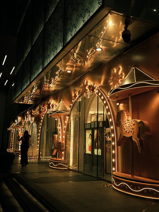 Vạn vật đều thua Takashimaya mùa giáng sinh- Ảnh 2.