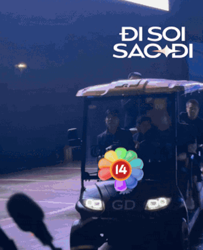 Tóm dính bố mẹ G-DRAGON dạo phố tham quan Đền Ngọc Sơn - Hồ Gươm, còn "chồng iu" thì sao?- Ảnh 2. Tóm dính bố mẹ G-DRAGON dạo phố tham quan Đền Ngọc Sơn - Hồ Gươm, còn "chồng iu" thì sao?- Ảnh 2.