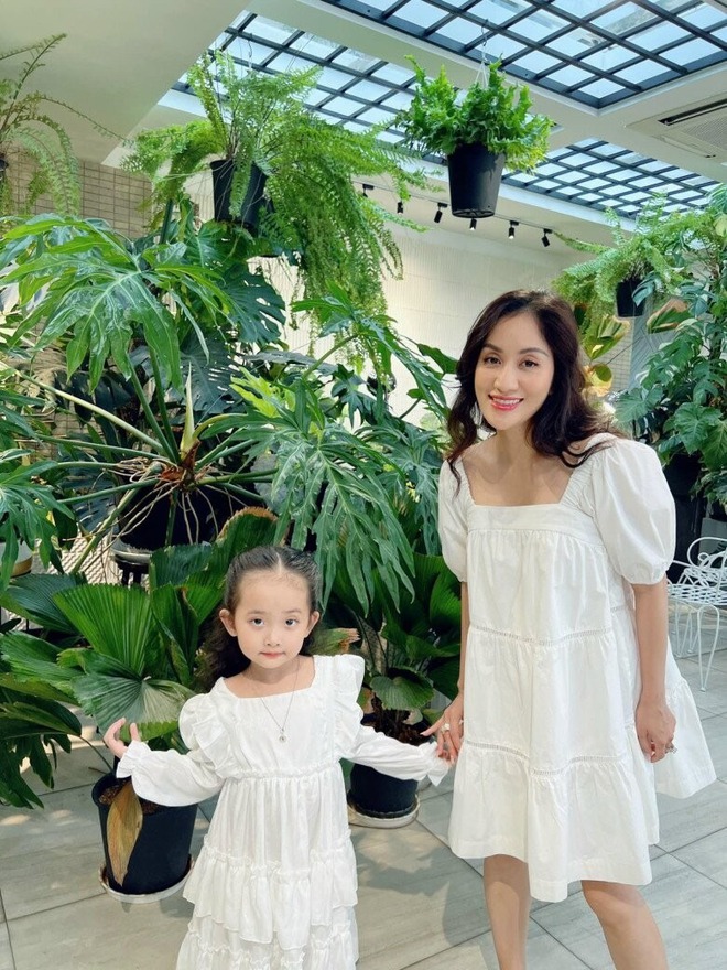 Nhà riêng trăm tỷ, rộng 800m² của Khánh Thi - Phan Hiển- Ảnh 10.