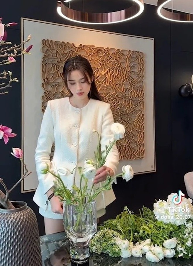 1 nàng hậu tặng quà cưới gây sốc cho Đỗ Hà - Viết Vương- Ảnh 5.