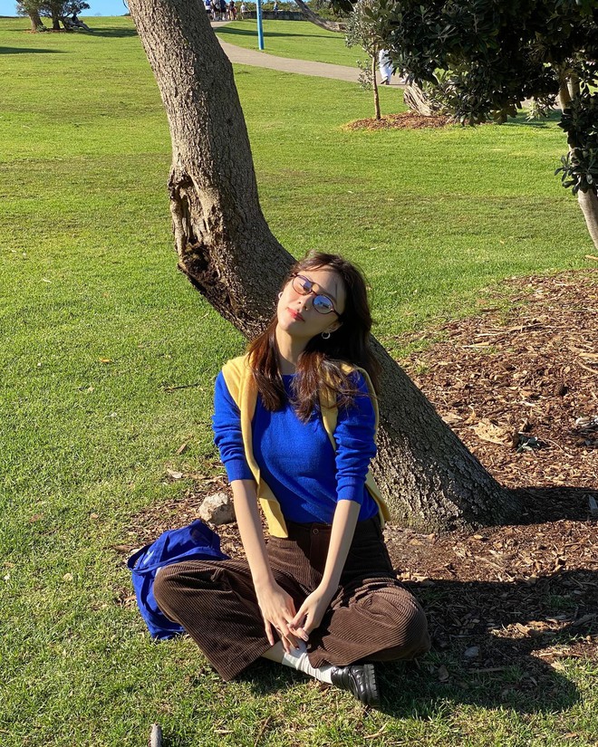 Tủ đồ của chị em cần có 5 item màu sắc này để phong cách trẻ trung, nổi bật hơn- Ảnh 2.