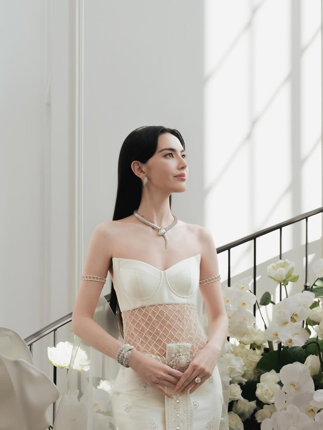 Ngắm đám cưới của "ma nữ đẹp nhất Thái Lan" mà mê: Tinh tế, xa hoa, nhiều chi tiết có tiền chưa chắc mua được!- Ảnh 25.