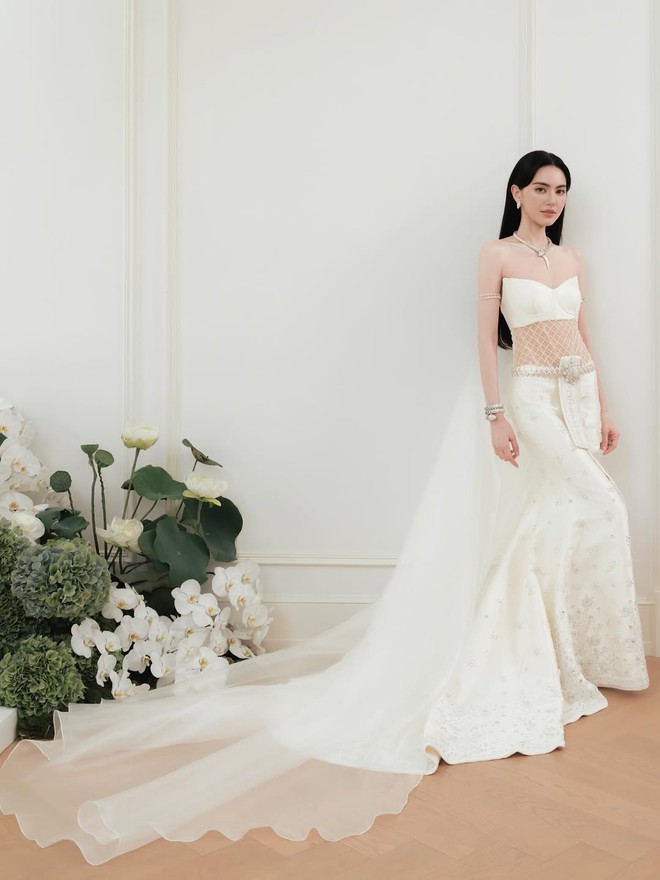 Ngắm đám cưới của "ma nữ đẹp nhất Thái Lan" mà mê: Tinh tế, xa hoa, nhiều chi tiết có tiền chưa chắc mua được!- Ảnh 24.