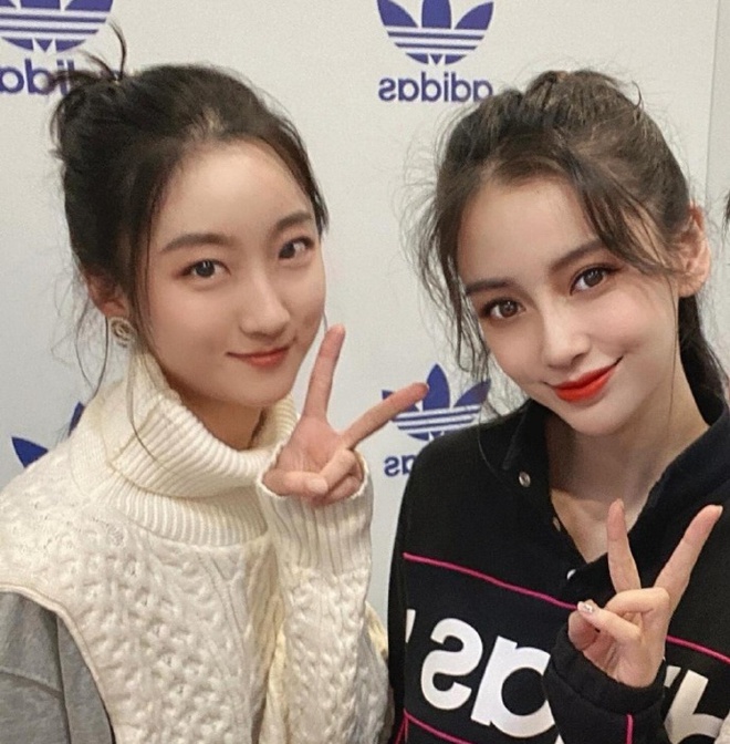 Angelababy thất nghiệp vẫn vung tiền "nịnh" nhà chồng cũ - Ảnh 2. Angelababy thất nghiệp vẫn vung tiền "nịnh" nhà chồng cũ - Ảnh 2.