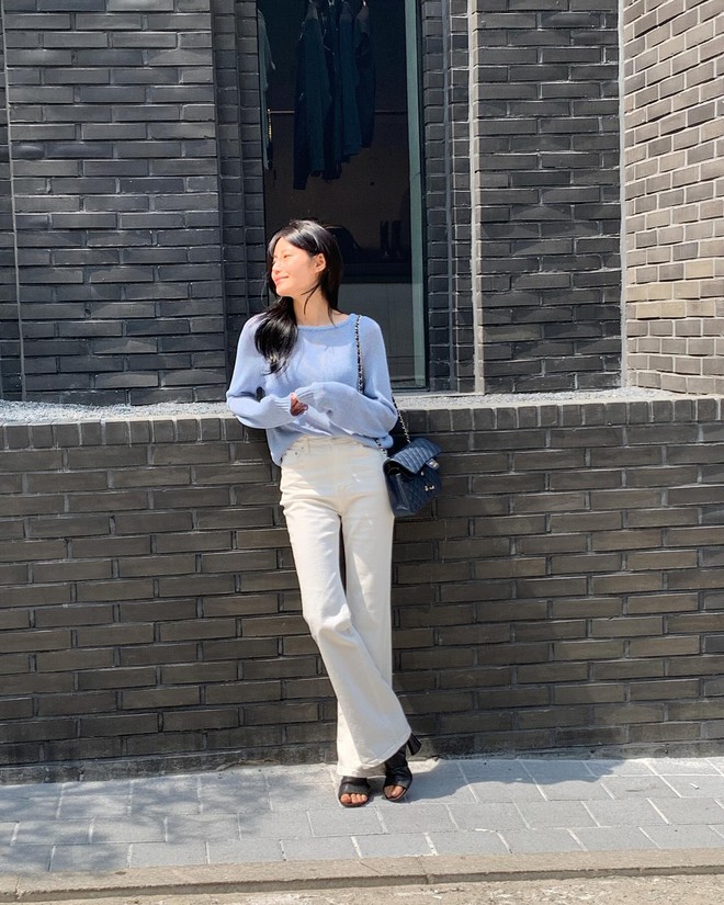 Áo len và quần jeans: Combo đẹp bất bại trong mùa lạnh, có rất nhiều cách diện để style luôn xịn- Ảnh 3.