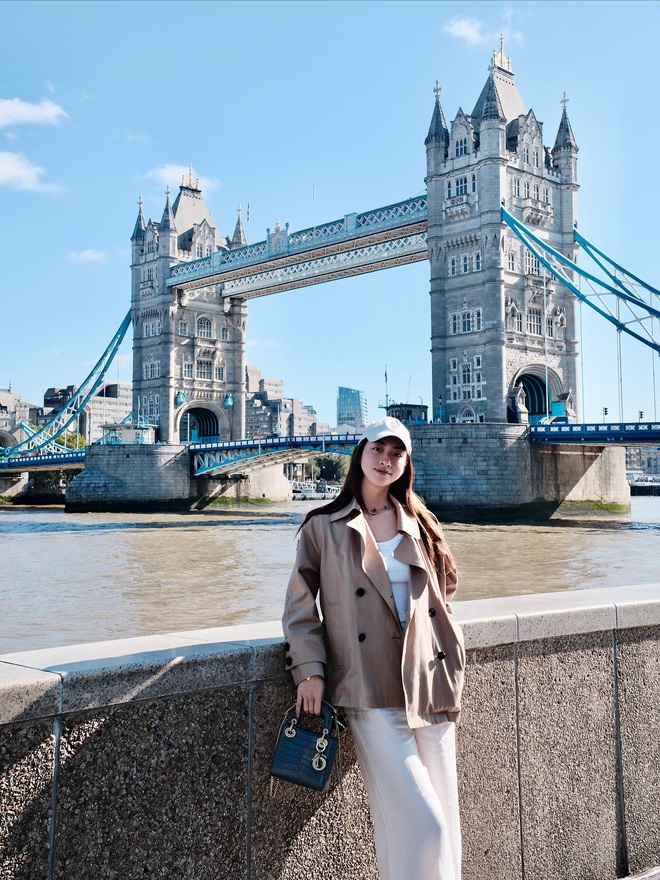 Thích mặc quần dài hơn váy, chị em hãy tham khảo style của 4 mỹ nhân Việt- Ảnh 12.